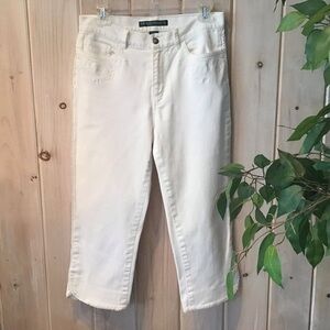 Ralph Lauren white Capri jean with embroidery